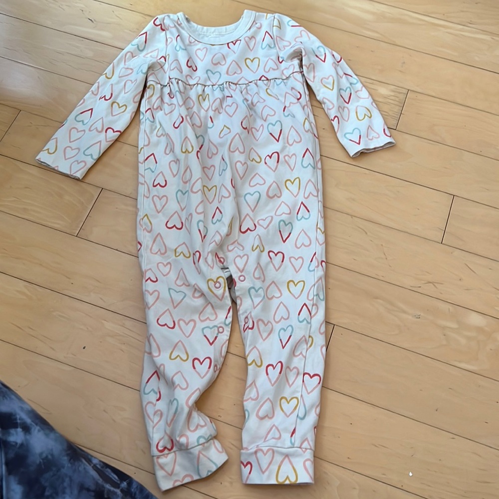 Cat & Jack unworn heart onesie